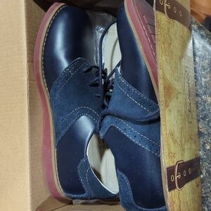 Boys Navy dress shoes